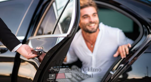 Four Reasons to Hire an Airport Limo Service In NY
